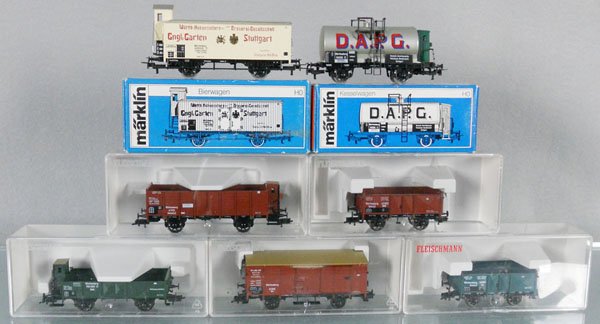 7 FLEISCHMANN & MARKLIN HAMO FREIGHTS: HO ga, 2-rail, Fleischmann 5823, 5825, 5827, 5887, Hamo 8474, 8477, orig boxes, C10.