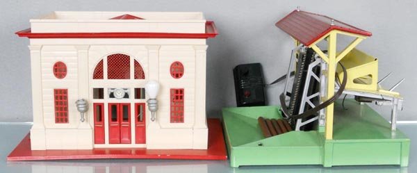 2 LIONEL ACCESSORIES: O ga, 115 station, 164 lumber shed, both have amateur restorations, C6.