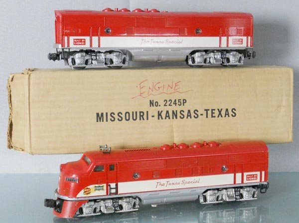 LIONEL 2245 TEXAS SPECIAL DIESELS: O ga, 2245P loco, chassis partially repainted, 2245T tender, chassis partially repainted, orig loco box only, some graffiti, C6-7.