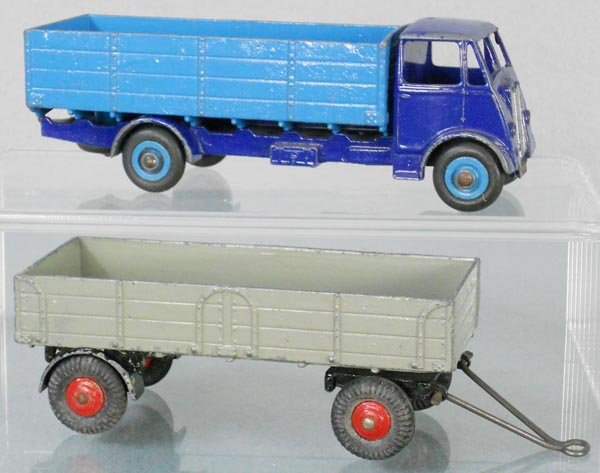 DINKY TRUCK SET: 511 Guy Lorry, 2-tone blue, 551 Trailer, gray, C5-6.