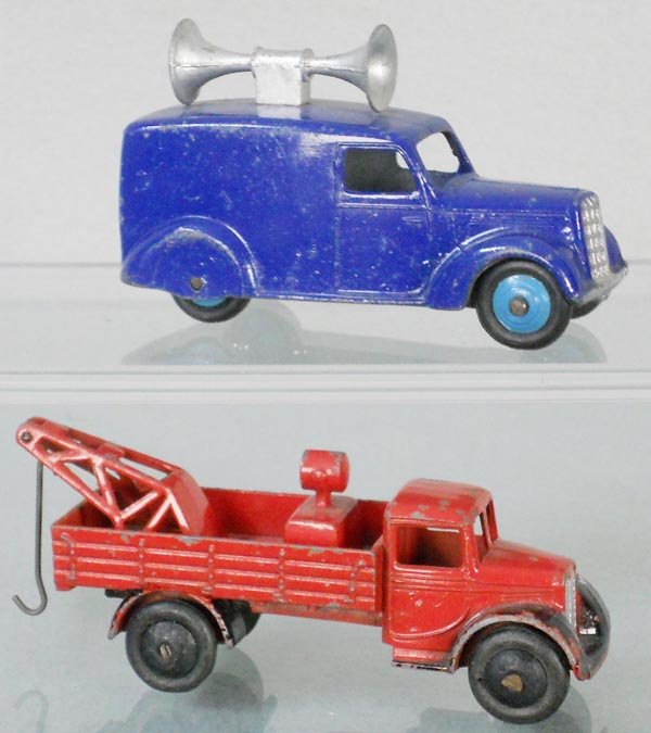 2 DINKY TRUCKS: 34C Loud Speaker Van, blue, 30E Breakdown Lorry, red & black, C5-6.