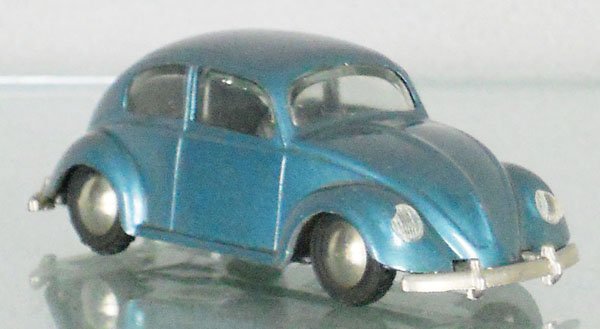 TEKNO 805 VOLKSWAGEN BEETLE: dark metallic blue, oval window, both headlights chipped, C9.