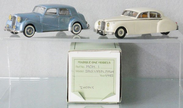 2 WHITE METAL MODELS: Mini Marque 43 1947 Austin Cheerline, missing hood ornament, Marque One Models 1952 Jaguar MK VII, 1 paint scratch on roof, minor paint chip on fender, orig box, C7-8.