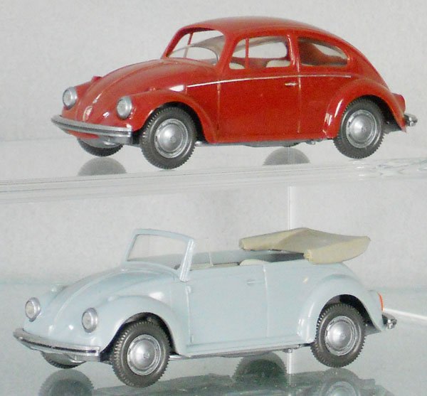 2 WIKING VOLKSWAGEN BEETLES: plastic, 4" long, 113 Beetle, 151 Cabriolet, C8-9.