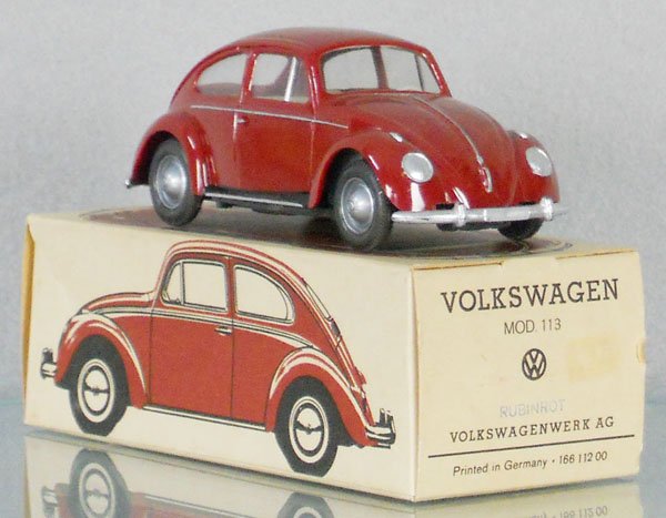 WIKING 113 VOLKSWAGEN BEETLES: plastic, 4" long, orig box, C9.