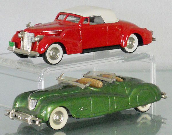2 BROOKLIN MODELS: white metal, #14 Cadillac V16 Convertible Coupe, #8 Chrysler Newport Phaeton Show Car, made in Canada, C8-9.