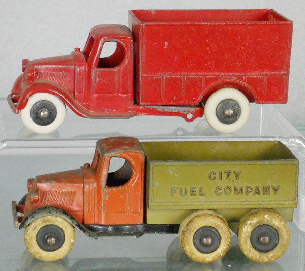 2 TOOTSIETOY MACK TRUCKS: 810 Van, 804 10-wheel coal truck, C5-6.