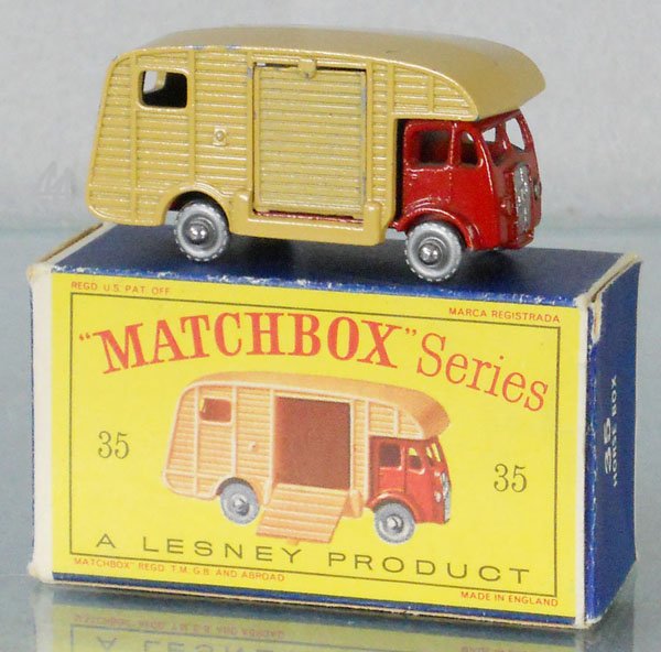 MATCHBOX 35A3 MARSHALL HORSE BOX: orig box minor wear, C7.