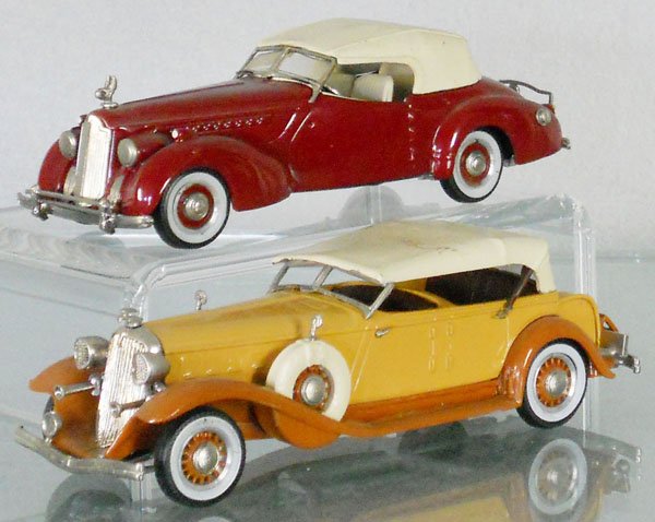 2 WESTERN MODELS AUTOS: white metal, Packard Darrin, minor paint chip near roof, roof dirty, missing door handle, Chrysler Touring Auto, minor paint chip at rear, roof dirty, C7.
