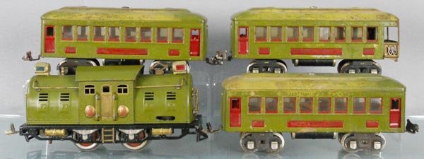 LIONEL TRAIN SET: O ga, 254E loco, missing 1 coupler, w/reproduction headlights, die cast wheels fatiguing, 2 #610 Pullmans, 612 obsv, car roofs have oxidation and/or paper residue, C3-4.