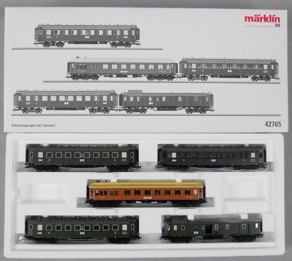 MARKLIN 42765 5-CAR PASSENGER SET: HO ga, orig box & insert, C9.
