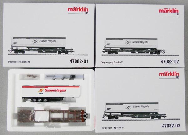 MARKLIN 47082 CAR SET: HO ga, 3 flat cars w/tractor trailers, orig boxes, inserts & set box, C9.