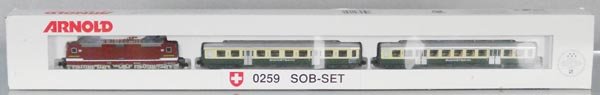 ARNOLD 0259 SWISS TRAIN SET: N ga, loco w/2 coaches, orig box & inserts, C9.