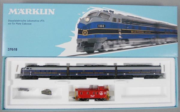 MARKLIN 37618 B&O SET: HO ga, F7 ABA w/caboose, orig box & insert, C9.