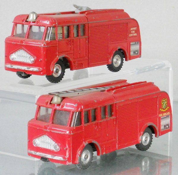 2 DINKY FIRE ENGINES: 259 Fire Brigade, 276 Airport Fire Tender, C5.