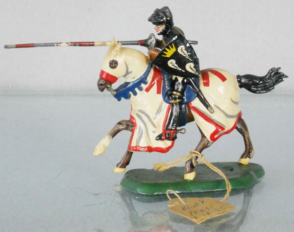 SELWYN KNIGHT: mounted w/lance, some paint chips, w/tag naming him as Black Prince, C7.