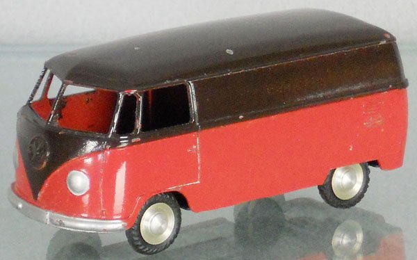 MARKLIN 8006 VOLKSWAGEN TRANSPORTER: brown & red, C8.