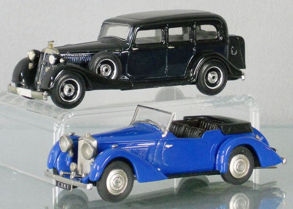2 WHITE METAL MODELS: Walldorf Horch Pullman, 2 minor paint chips, Milestone Miniatures Bentley, C7-8.