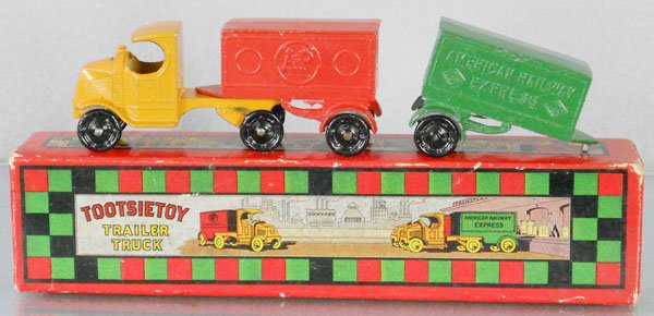 TOOTSIETOY TRAILER TRUCK SET: Mack Truck w/Interchangeable A&P and REA Trailers, orig box & insert minor wear, C8.