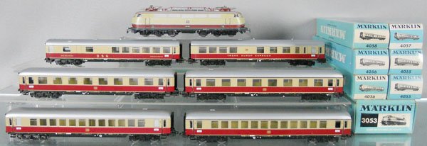 MARKLIN GERMAN TRAIN SET: HO ga, 3053 loco w/cars 2 #4055, 2 #4056, 4057, 4058, orig boxes minor wear, C8-9.