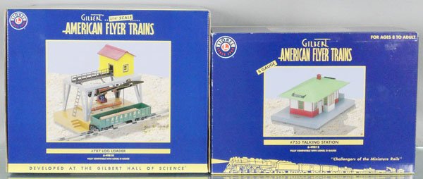 2 AMERICAN FLYER ACCESSORIES: O ga, 49812 talking station, 49810 log loader, orig boxes & inserts, C10.
