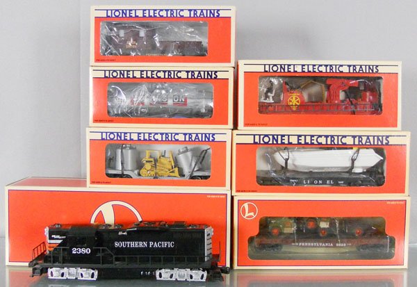 LIONEL TRAIN SET: O ga, 18562 SP GP9 diesel w/cars 19602, 16935, 16688, 16661, 17518, 19709, orig boxes & inserts, C9.