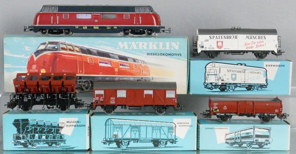 MARKLIN TRAIN SET: HO ga, 3021 German diesel loco, w/cars 4654, 4635, 4627, 4602, orig boxes, C8-9.