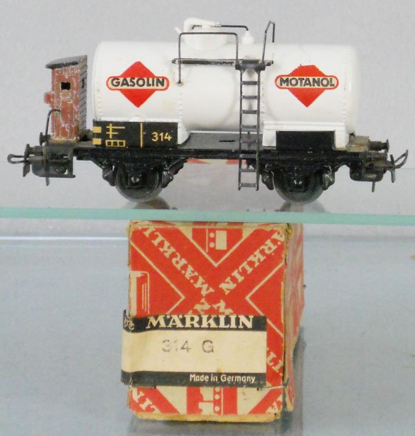 MARKLIN 314G TANK WAGEN: HO ga, some decal edge chips, orig box minor wear, C7-8.