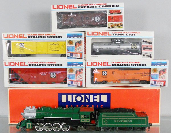 LIONEL TRAIN SET: O ga, 8309 Southern Mikado loco & tender, w/smoke & sound, w/cars 9321, 7712, 9880, 9322, 9323, orig boxes & inserts minor wear, C8-9.