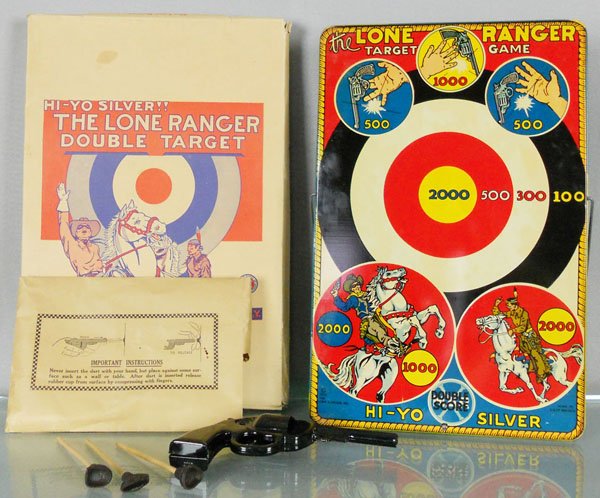 MARX LONE RANGER TARGET GAME: litho tin target is 17” by 11”, w/dart gun & 3 darts, reverse side has animals, orig box minor wear, C8.