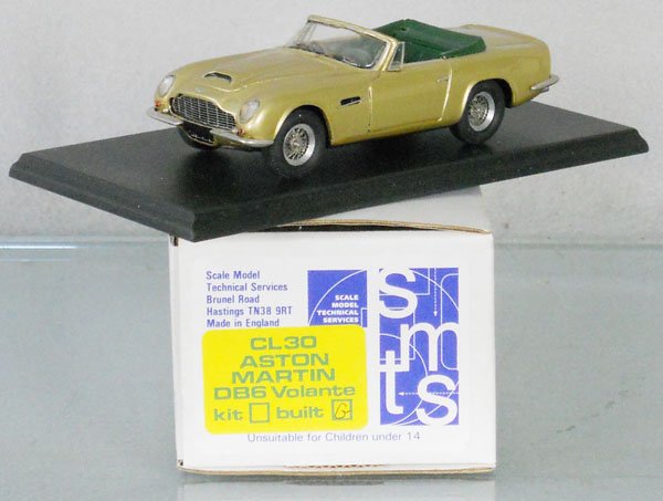 SMTS CL30 ASTON MARTIN DB6 VOLANTE: white metal, rearview mirror taped to car bottom, w/black base, orig box, C9.