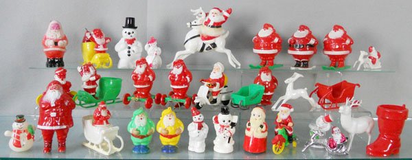 SANTA TOY LOT: 1950's, 28 pieces, candy containers, ornaments & decorations, largest piece is 6" tall, C5-7.