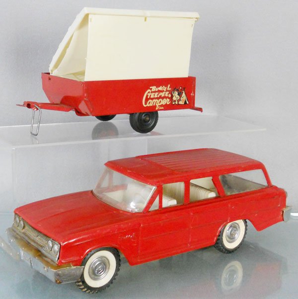 BUDDY L CAMPER SET: painted pressed steel, 24" long, Ford Wagon & TeePee Camper, camper is incom, C6.