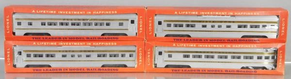 4 LIONEL PRESIDENTIAL CARS: O ga, 2 #2522 Pres. Harrison vista domes, 2523 Pres. Garfield Pullman, 2521 Pres. McKinley obsv, orig boxes minor wear, C8.