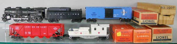 LIONEL TRAIN SET: O ga, 2037 loco, cowcatcher bent, 234W tender, 6464-475 B&M box car, 6436-110 LV hopper, 6814 rescue caboose, orig boxes minor wear, C7-8.