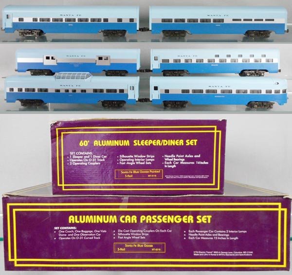 2 MTH SF BLUE GOOSE CAR SETS: O ga, MT-6118 Sleeper/Diner set & MT-6018 4-car Passenger set, orig boxes & inserts minor wear, C8-9.