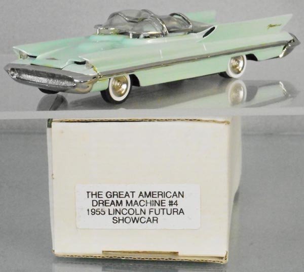 GREAT AMERICAN DREAM MACHINE #4 LINCOLN FUTURA: white metal, 1955 Lincoln Futura Show Car, w/radio antenna in orig packet, orig box, C9.