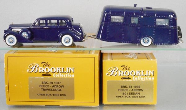 BROOKLIN SEDAN & CARAVAN TRAILER: BRK 80 1936 Pierce Arrow Sedan, 1 tail light taped to car bottom, BRK 81 1937 Travelodge Trailer, orig boxes & inserts, C9.