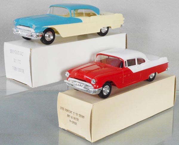 2 JOHAN PONTIAC PROMOS: 1955 Pontiac, red & white, 1956 Pontiac, blue & white, both reproduction, orig boxes, C9.