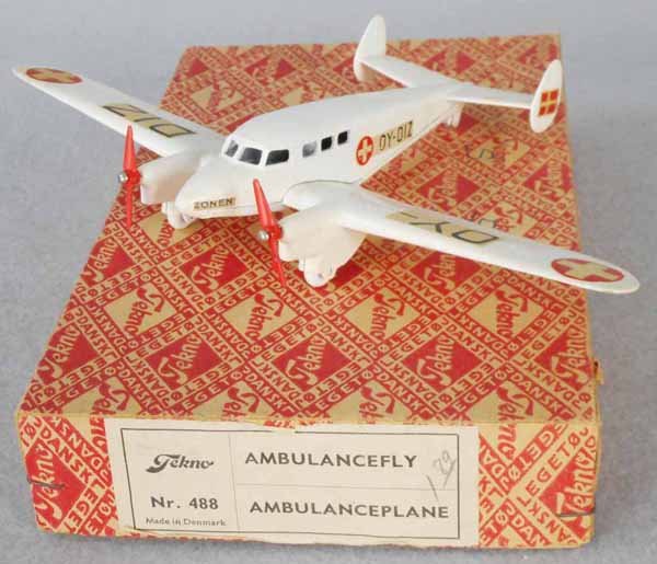 Tekno 488 Ambulance Plane