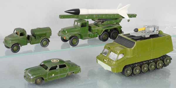 4 DINKY MILITARY VEHICLES: 643 Army Water Tanker, 665 Missile Launcher, 675 Ford Staff Car, 353 Shado-2 Mobile, Staff Car C5, rest C8.