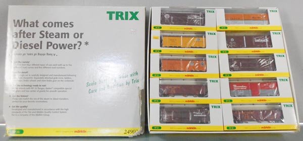 TRIX 24902 US FREIGHT CAR SET: HO ga, contains 20 freight cars, orig car boxes & inserts, orig set box, top worn, C10.