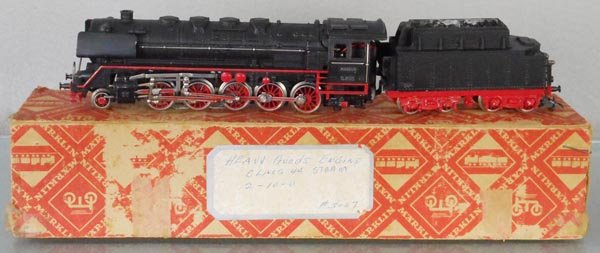 MARKLIN G800 LOCO & TENDER: HO ga, 2nd pick up incom, orig box, top incom & worn, C6.