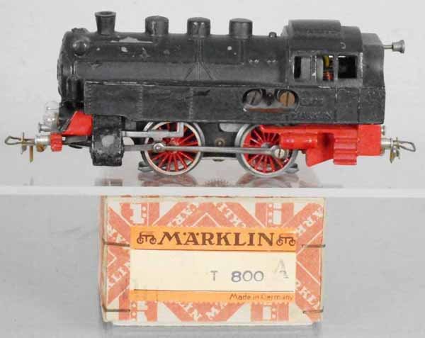 MARKLIN T800 TANK LOCO: HO ga, ca 1945, some die cast fatigue under cab window on 1 side, orig box minor wear, C6.