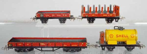 4 MARKLIN FREIGHT CARS: HO ga, ca 1945-46, 364 gondola 372 stake, 391 gondola, 374 tank, C5-6.