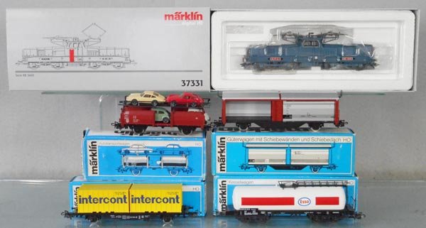 MARKLIN TRAIN SET: HO ga, 37331 crocodile loco, digital, blue, w/4613, 4633, 4650 & 4670 freight cars, orig boxes & insert, 1 box worn, C8-9.