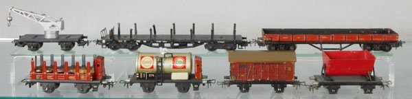 7 MARKLIN FREIGHT CARS: HO ga, 366, 4516, 391, 372, 374, 381, 362, C5-7.