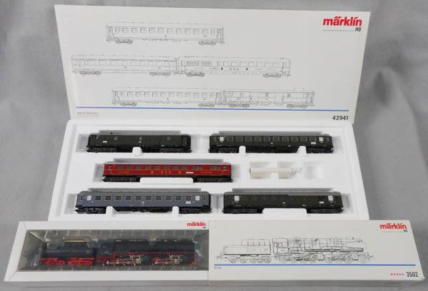 MARKLIN RIVIERA TRAIN SET: HO ga, 3502 Borsig loco w/42941 Riviera Express car set, orig boxes & inserts, C9-10.