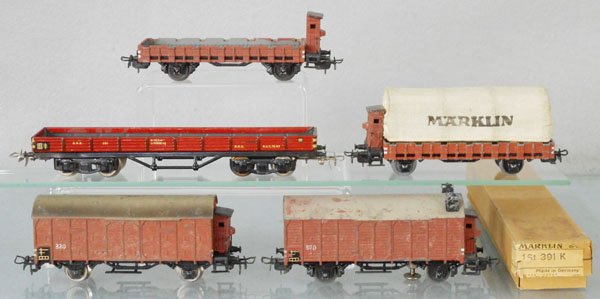 5 MARKLIN FREIGHT CARS: HO ga, 2 #320, 322, 323, 391 w/orig box, C3-5.