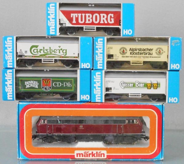MARKLIN TRAIN SET: HO ga, 3074 diesel w/freight cars 4415, 4436, 4530, 4536, 4567, orig boxes & inserts, C9.